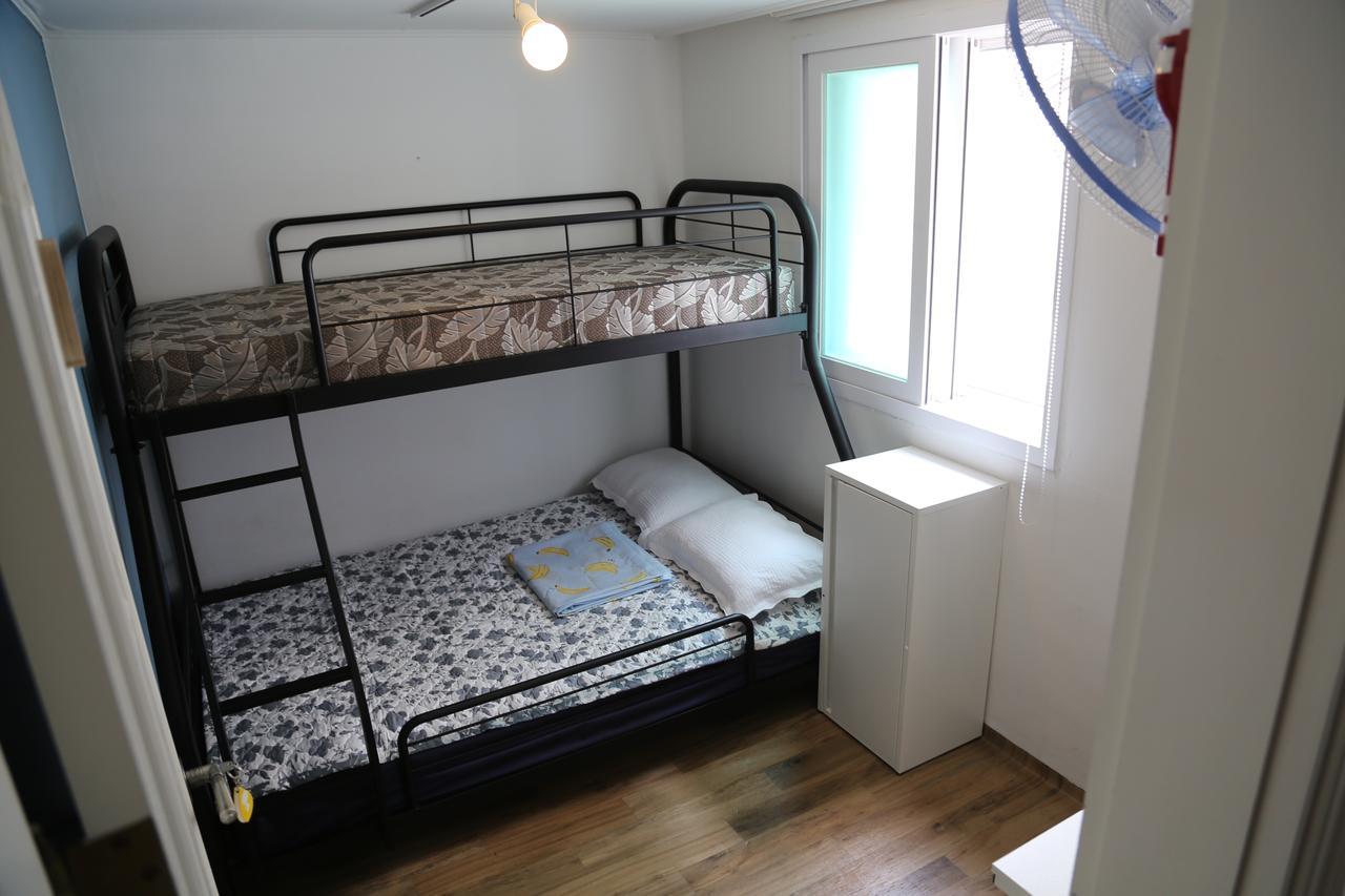 Bed and Breakfast Harrytage Сеул Экстерьер фото